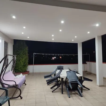 Casa Letizia بيت للعطل *